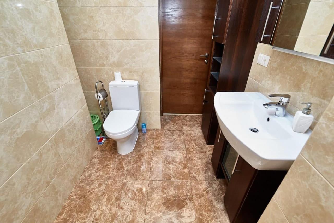 Ultracentral spacious apartment Chisináu Exterior foto