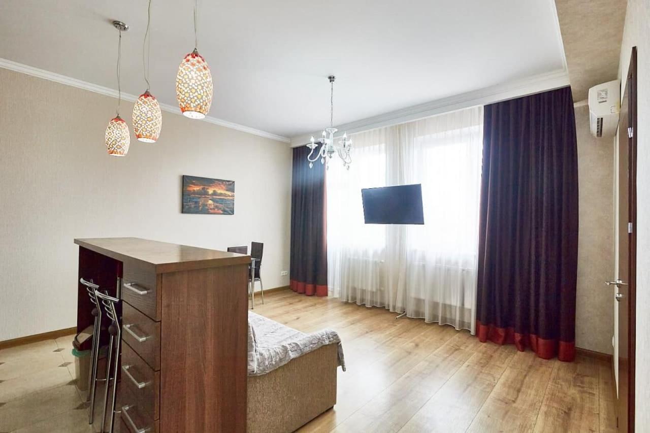 Ultracentral spacious apartment Chisináu Exterior foto