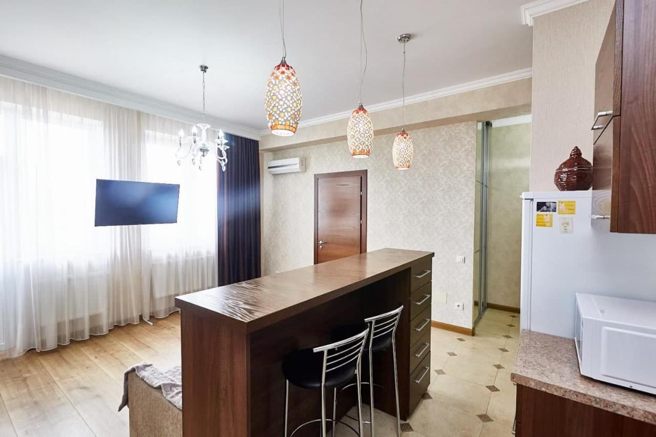 Ultracentral spacious apartment Chisináu Exterior foto